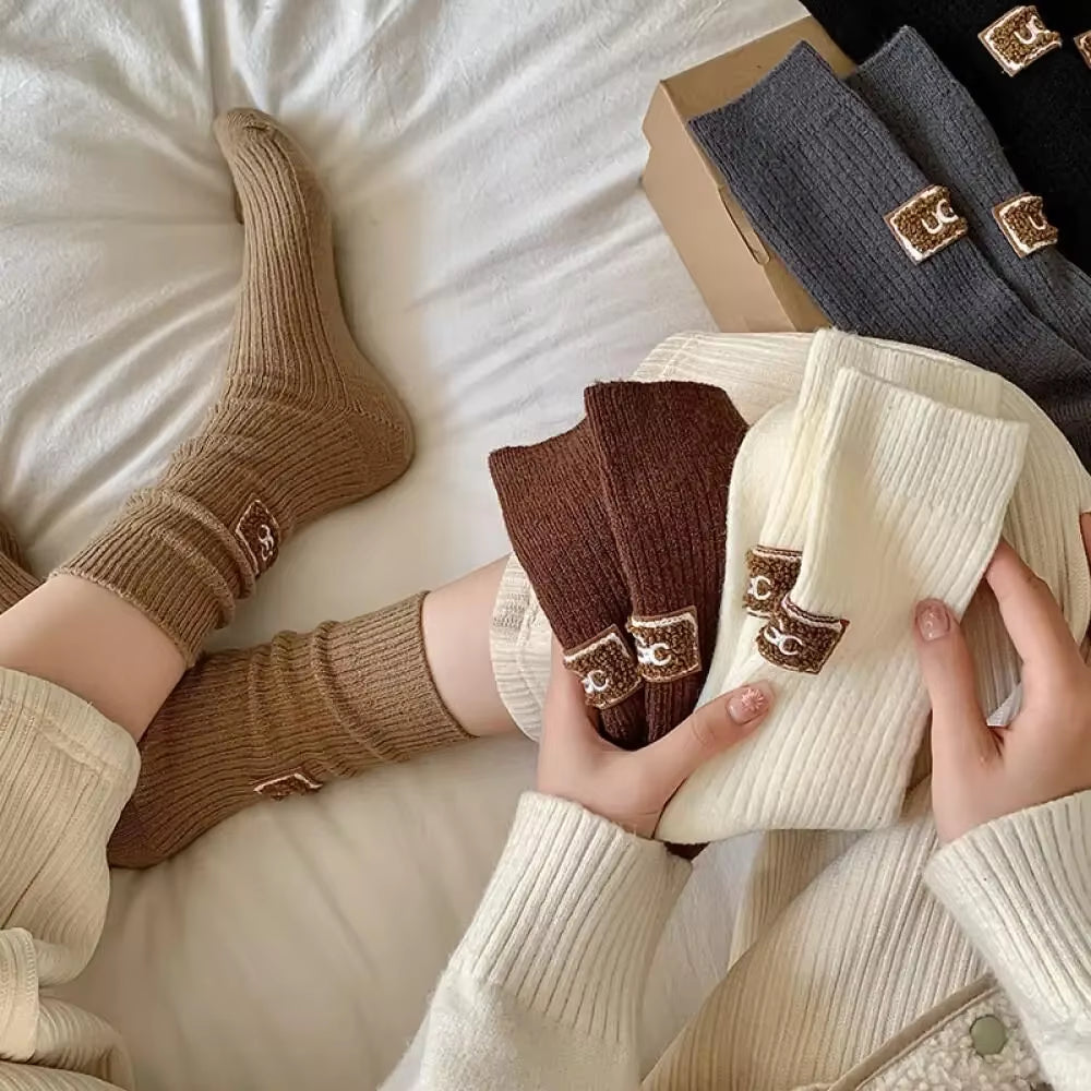 1-10Pairs Winter Thick Warm Padded Socks Solid Color Mid Calf Socks Women’S Casual Embroidered Logo Pile Socks Cold Weather Wear