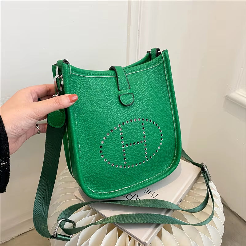 2025 New High-Quality Soft Leather Hollow Bucket Bag - Women'S Retro Texture Multi-Purpose Single Shoulder Crossbody Commuting B