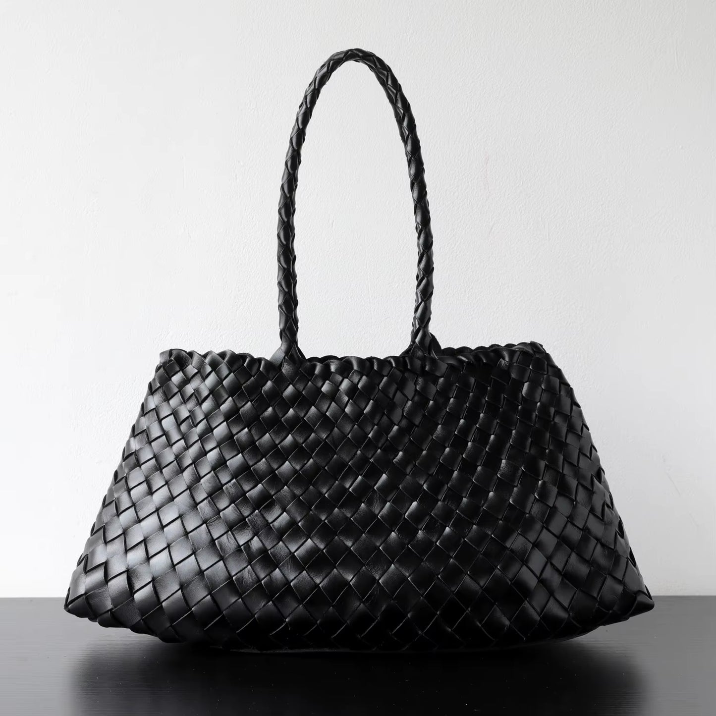 Niche Light Luxury High-End Sense First-Layer Cowhide Vegetable Basket Handmade Bag Retro Versatile Portable Underarm Bag