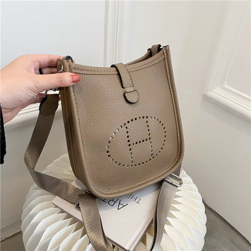 2025 New High-Quality Soft Leather Hollow Bucket Bag - Women'S Retro Texture Multi-Purpose Single Shoulder Crossbody Commuting B